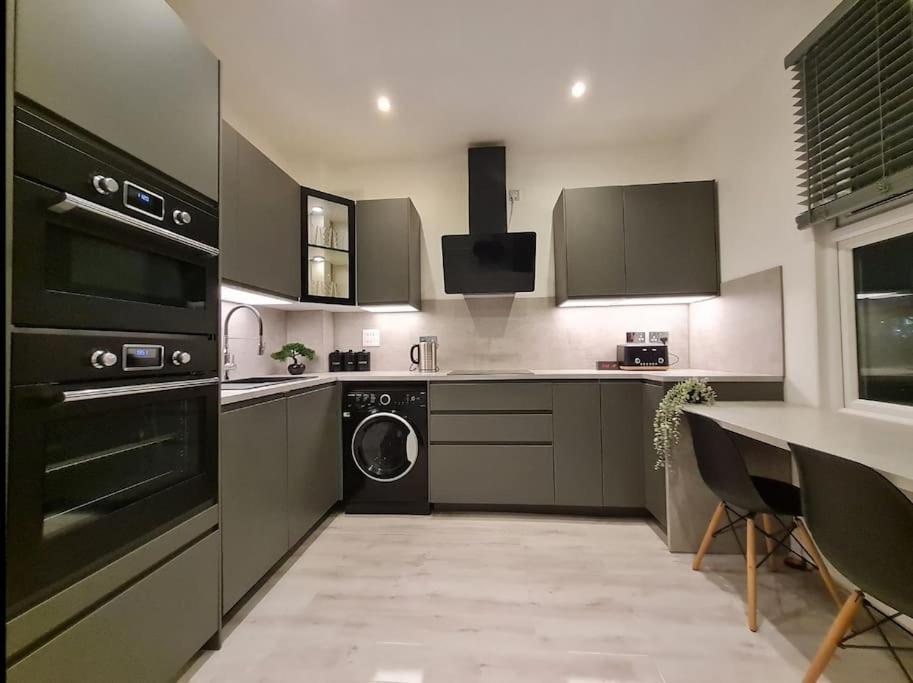 Double Room In Shared Flat Londres Exterior foto
